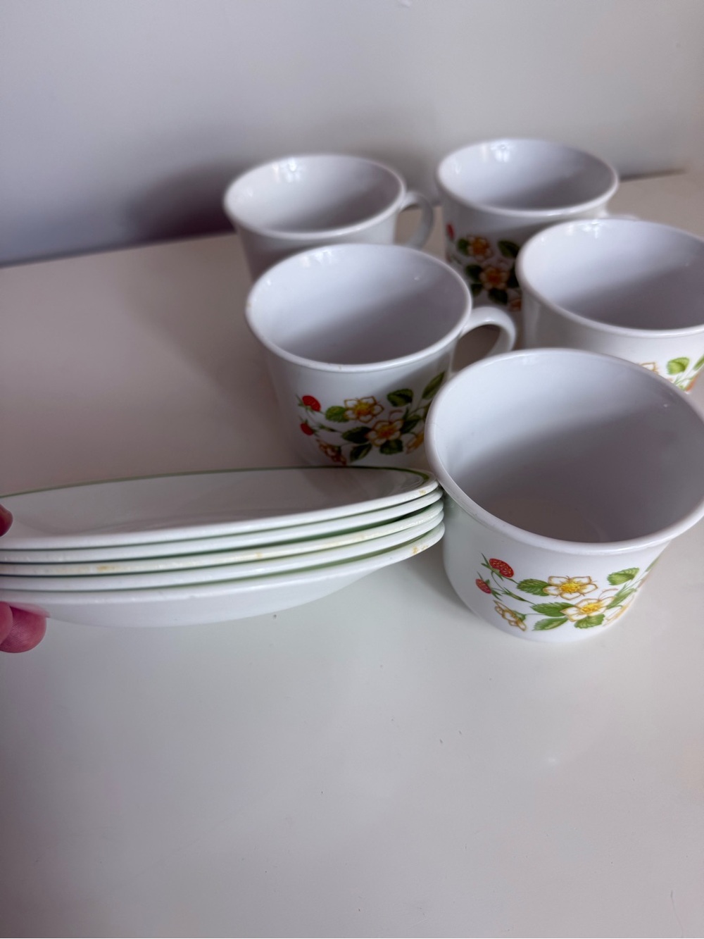 Corelle Wildflower Vintage Cup Saucer Set of 5 Corning USA White Floral Retro - Picture 2 of 8